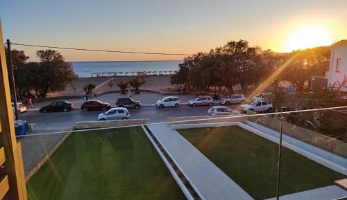 Deluxe Double Room with Balcony and Sea View