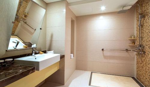 Accessible King Room