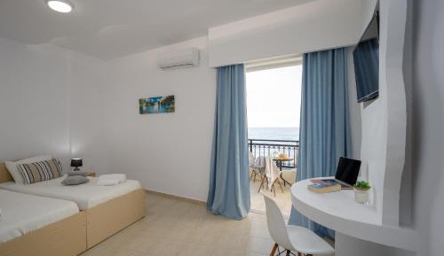 Quadruple Room with Sea View