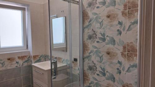 King Room with Mountain View