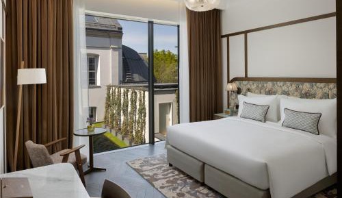 Modern King Room
