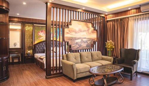 Executive Suite