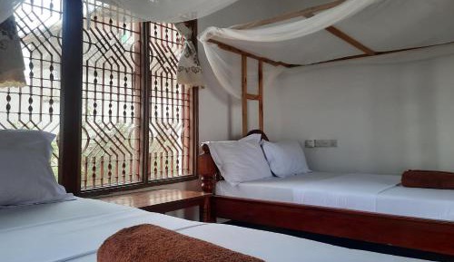 Triple Room with Bathroom