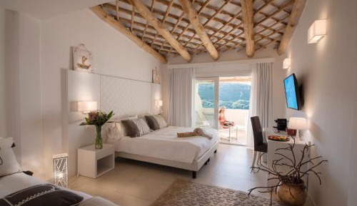  Deluxe Triple Junior Suite with Sea View