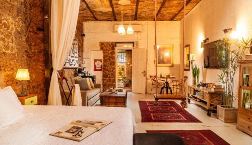 Superior Suite with Balcony - Ehad Ha'am st. 4