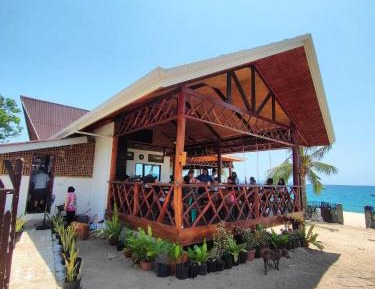 Villa - Beach Front