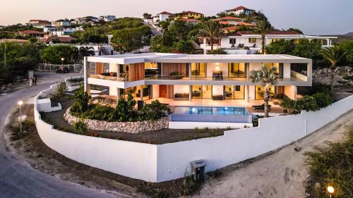 Villa with Sea View