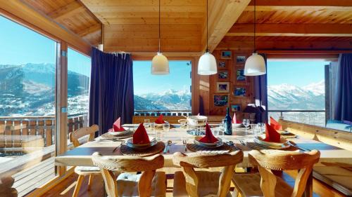 Superior Chalet