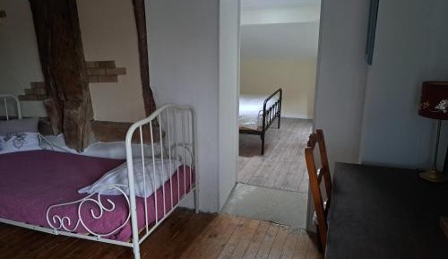 Two Connecting Double Rooms Apartment