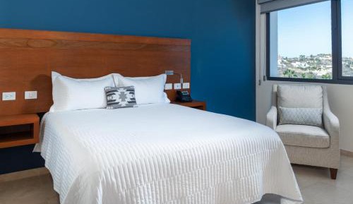 Superior Room, 1 Queen