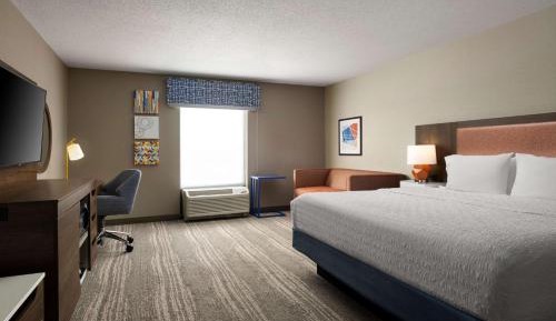 King Room with Sofa Bed - Non-Smoking