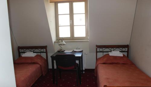 Twin Room with Shower