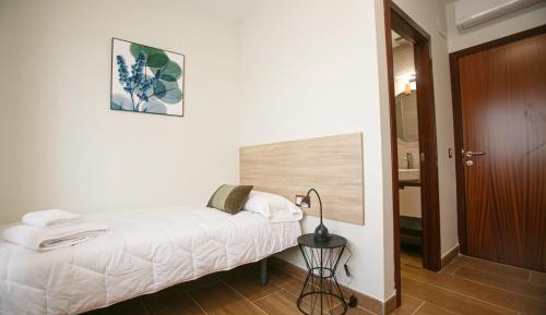 Single Room with Private Bathroom