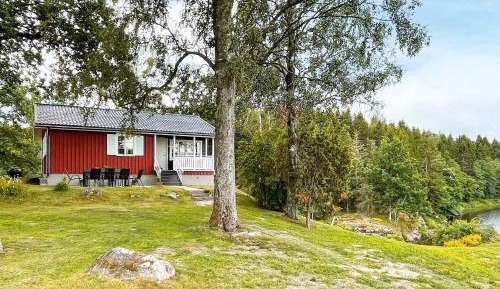 Two-Bedroom Holiday Home