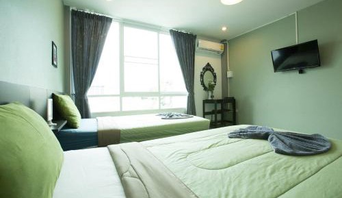 Twin Room with Private Bathroom