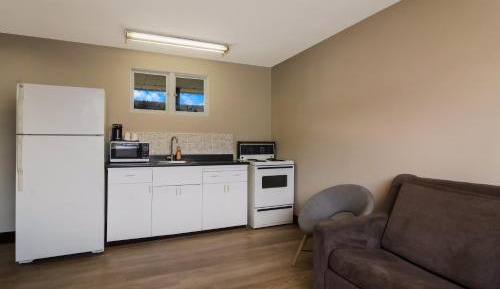 Queen Suite