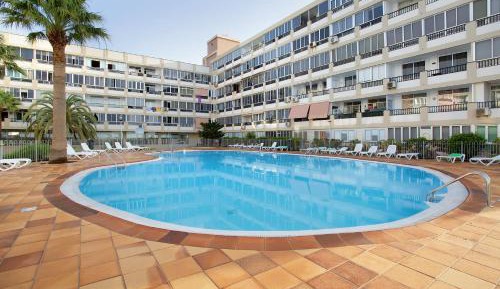 Superior One-Bedroom Apartment