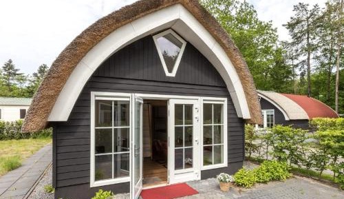 One-Bedroom Bungalow