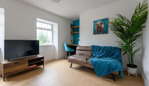 Two-Bedroom Apartment with City View