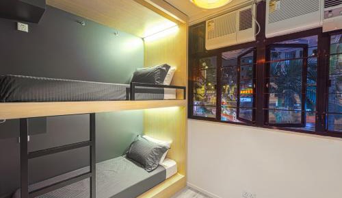 Single Bed in 10-Bed Mixed Dormitory Room