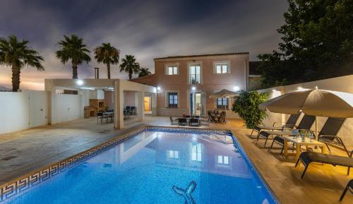 Villa with Private Pool