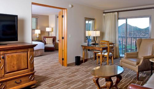 One-Bedroom Executive Suite 