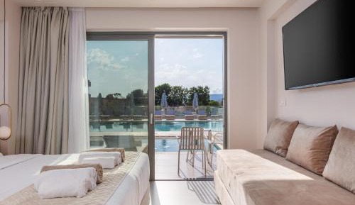 Superior Room with Private Pool