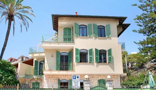 Villa with Sea View