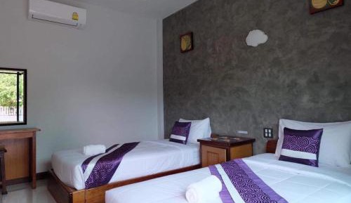 Twin Room with Mountain View
