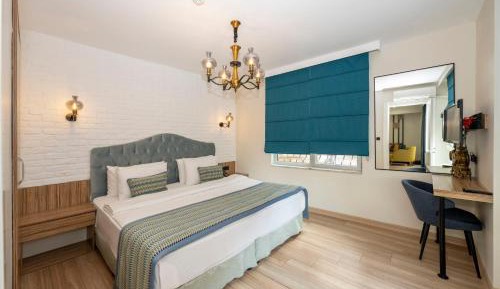 Family Suite with Kitchenette