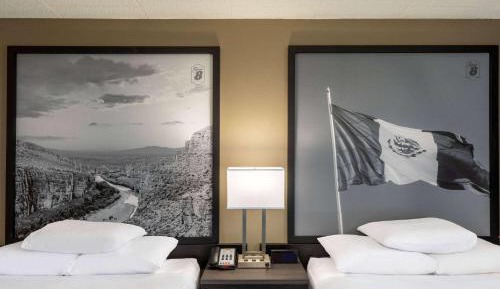 Queen Room with Two Queen Beds - Non-Smoking
