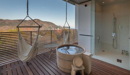 Twin Room with Shower
