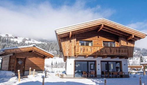 Three-Bedroom Holiday Home 