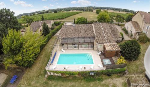 Six-Bedroom Holiday Home