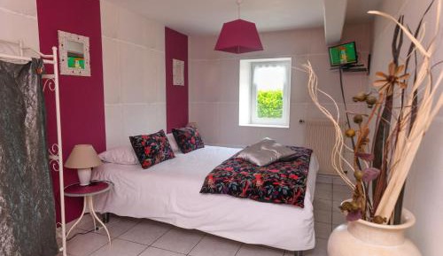 Standard Double Room with Two Double Beds