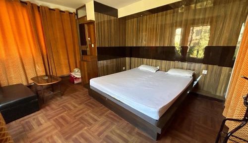 Junior Suite with Garden View