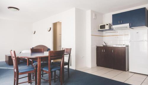 Apartment (4 Adults)