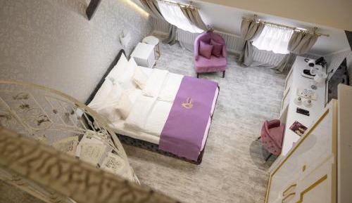 Duplex Quadruple Room