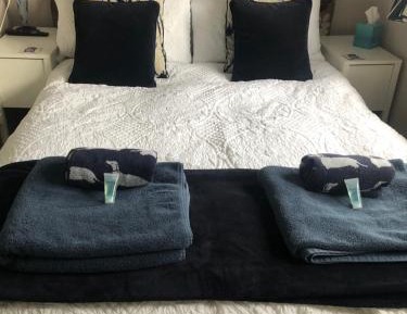 Standard Double Room with Shared Bathroom