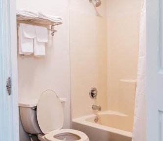 Double Room with Two Double Beds - Accessible/Non-Smoking