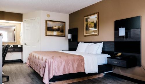 King Room - Non-Smoking