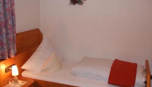 Standard Single Room with Shower