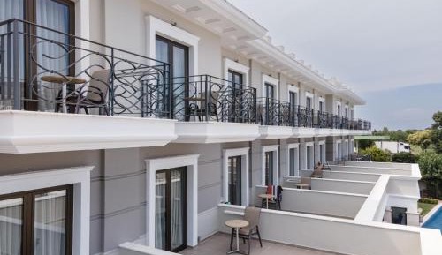 Double Room with Pool View