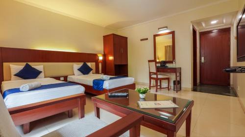 Deluxe Room Twin Bed