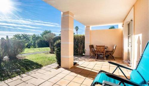 Superior One-Bedroom Apartment