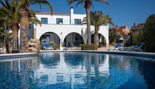 Villa with Private Pool