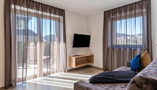 Superior One-Bedroom Apartment