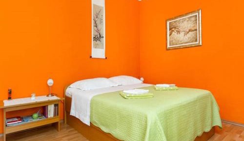One-Bedroom Apartment with Terrace