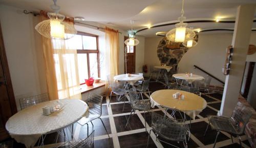 Twin Room with Shower