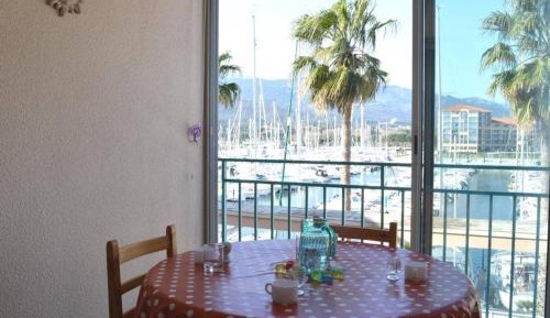 Apartment (4 Adults)